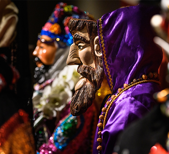 パベル・シロスベルグが制作したマスク